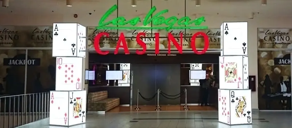 Las Vegas Casino Atrium EuroCenter, modern budapesti földi kaszinó, kényelmes elhelyezkedéssel és széles játékkínálattal